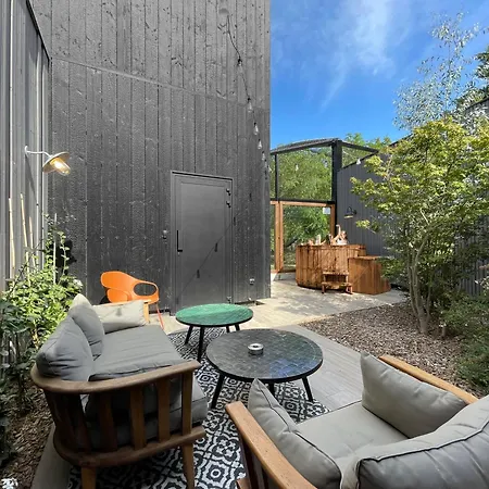 Alojamento de Turismo Selvagem Night Experience - By Zoo Bordeaux Pessac