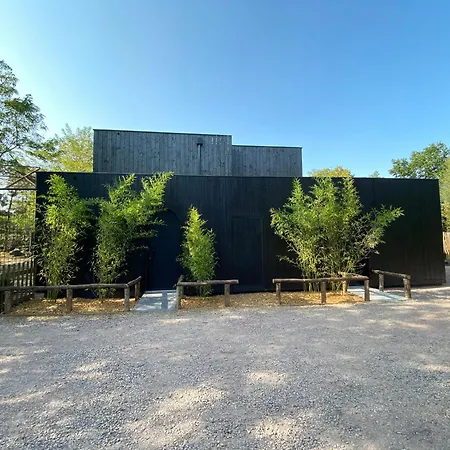 Alojamento de Turismo Selvagem Night Experience - By Zoo Bordeaux