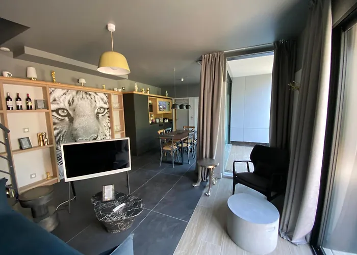 Night Experience - By Zoo Bordeaux Pessac